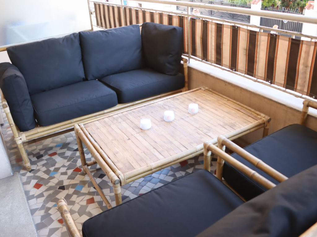 Le Lerins | Boeken bij Flickmyhouse