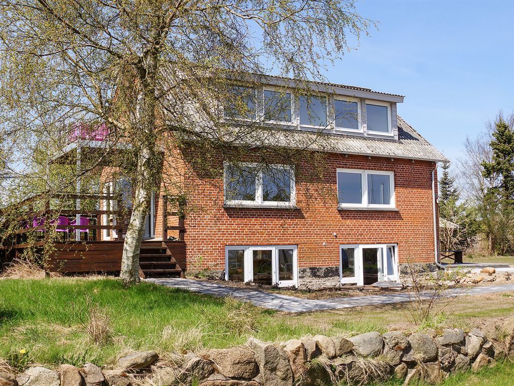 "Mirja" - 50m to the fjord | Boeken bij Flickmyhouse