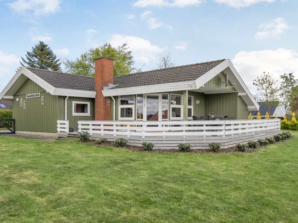 "Guldborg" - 400m to the fjord | Boeken bij Flickmyhouse