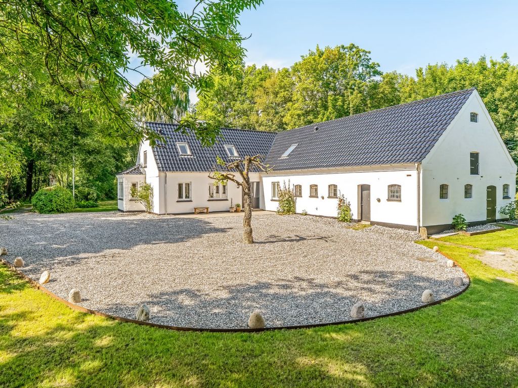 "Malin" - 1.4km to the fjord | Boeken bij Flickmyhouse