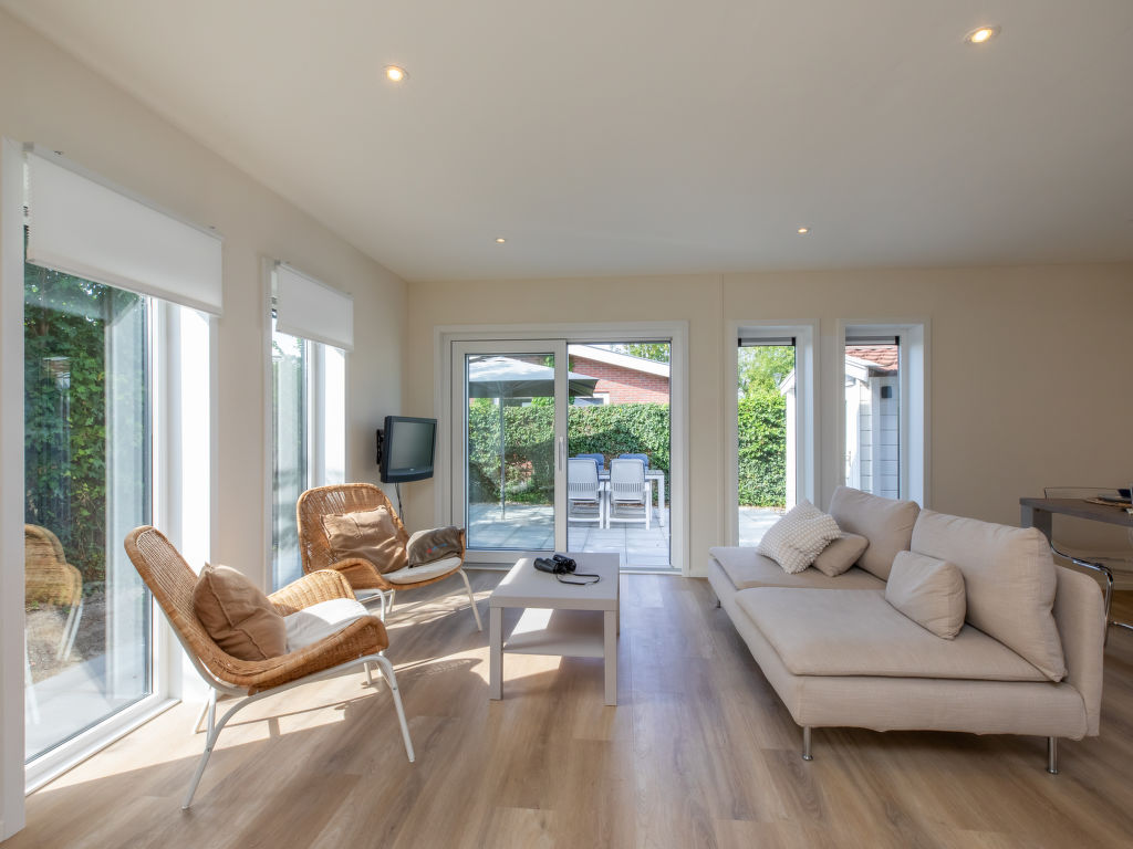 Beach House de Zandput | Boeken bij Flickmyhouse