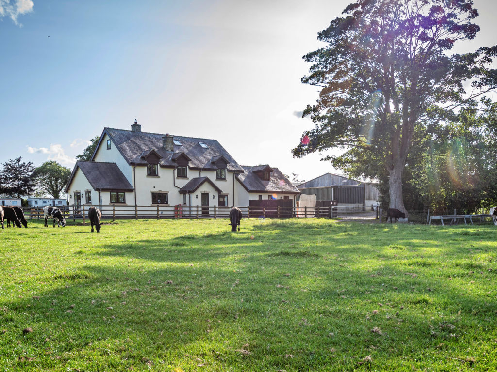 Groes Faen Bach Farmhouse | Boeken bij Flickmyhouse