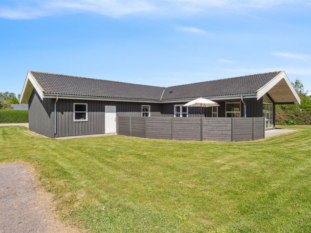 "Ljupco" - 500m to the fjord | Boeken bij Flickmyhouse