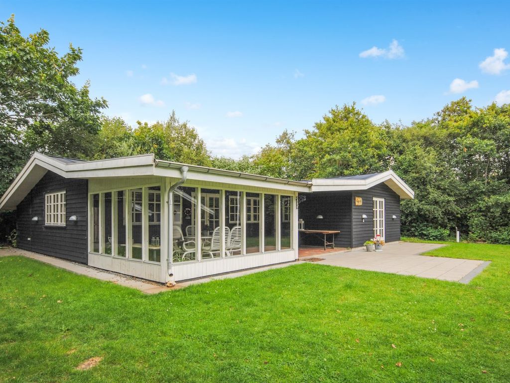 "Assarina" - 300m to the fjord | Boeken bij Flickmyhouse