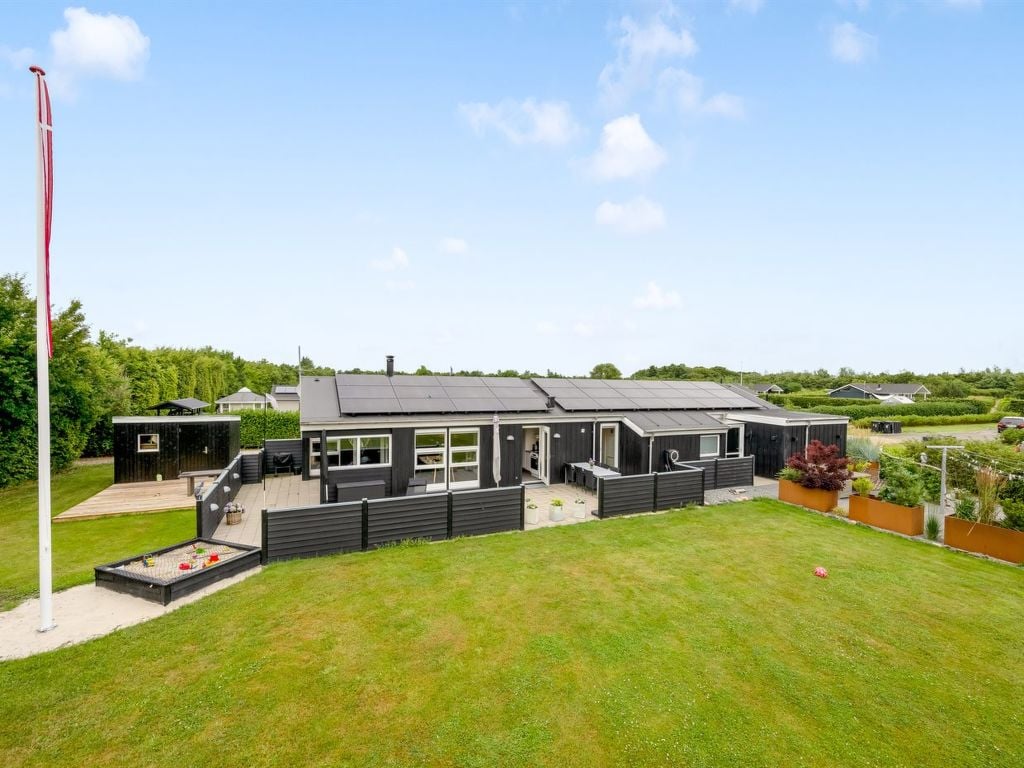 "Noreen" - 1.4km to the fjord | Boeken bij Flickmyhouse