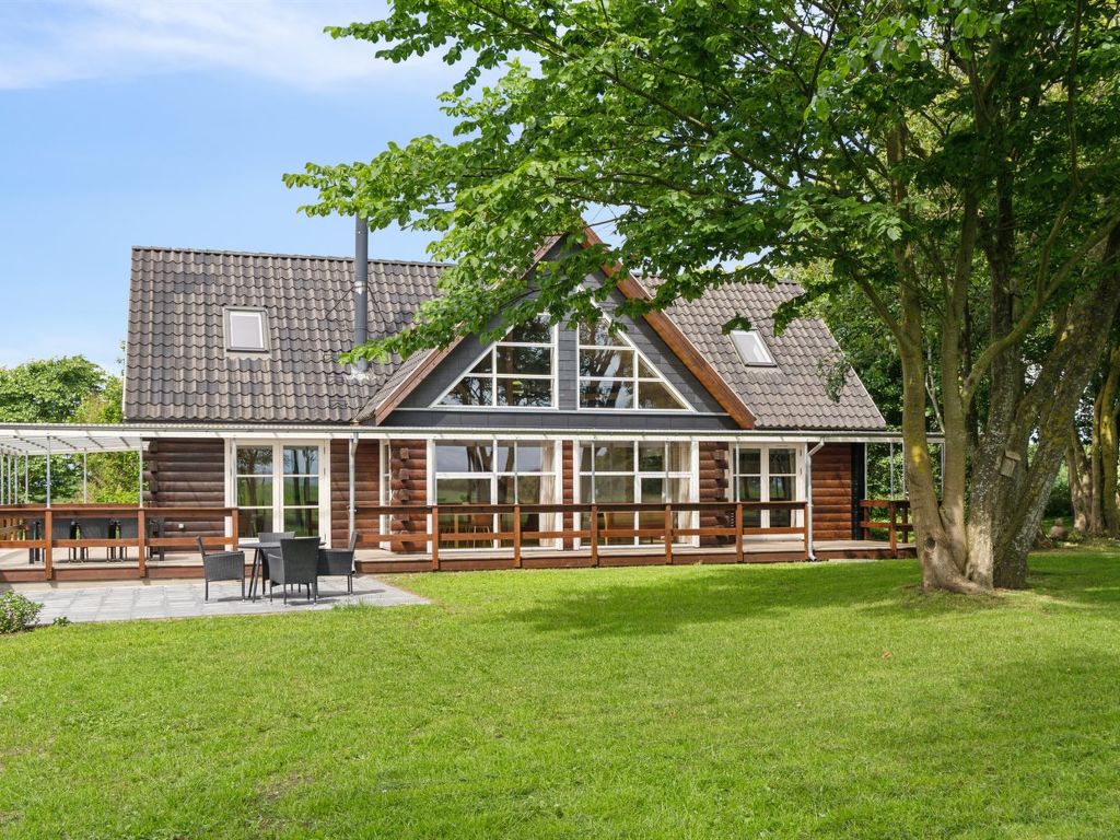 "Månviva" - 150m to the fjord | Boeken bij Flickmyhouse