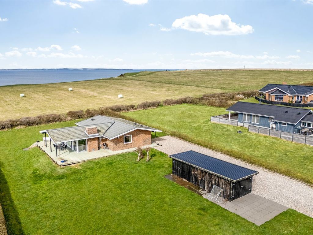 "Kirsa" - 200m to the fjord | Boeken bij Flickmyhouse