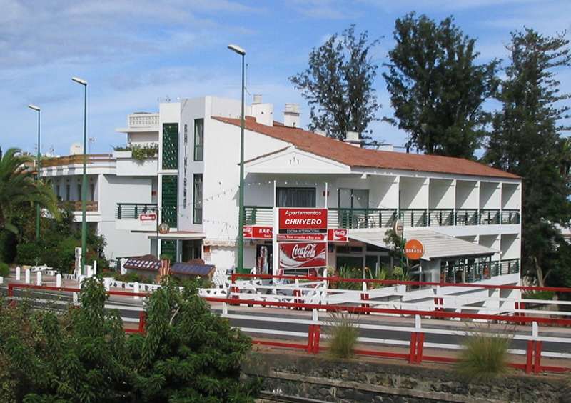 LiggingApartamentos Chinyero bevindt zich in de rustige wijk El Tope van Puerto de la Cruz