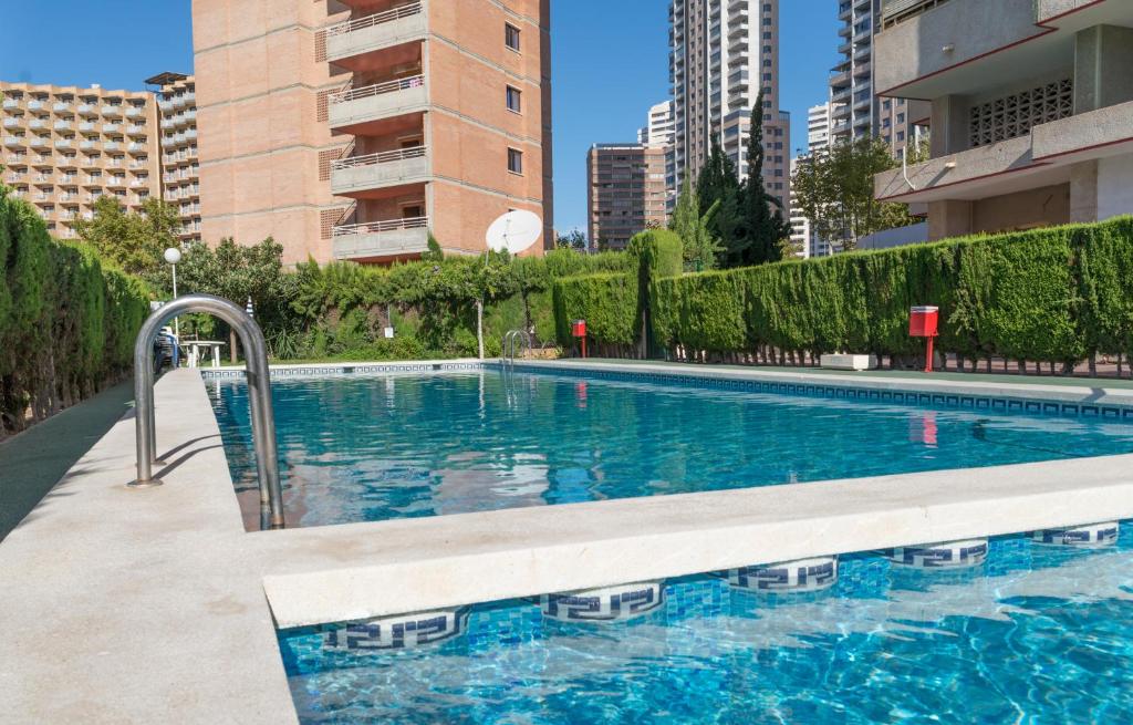 LiggingApartamentos Mariscal IV & V bevinden zich op ongeveer 300 meter van het Levante-strand en op korte loopafstand van het centrum van Benidorm en de oude binnenstad. In de directe omgeving zijn tal van restaurants