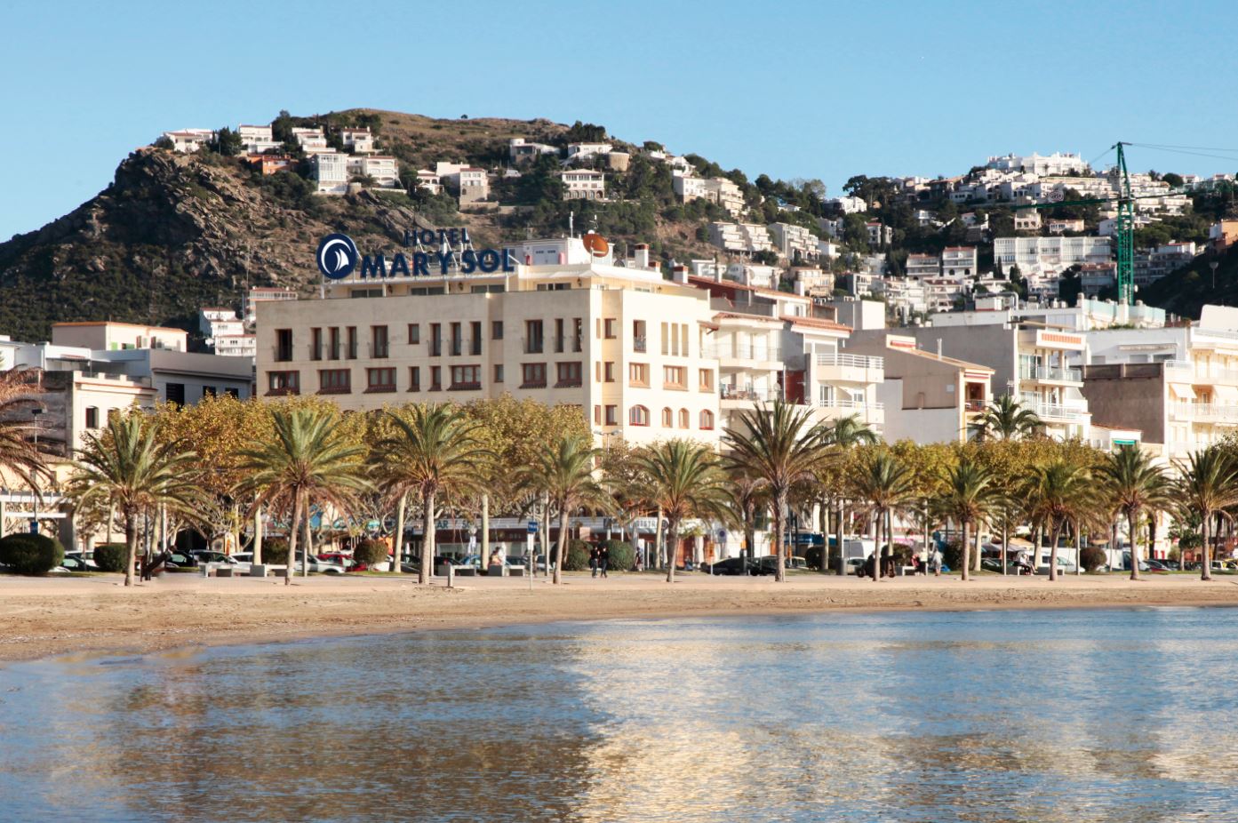 LiggingPrestige Hotel Mar y Sol Elit is een kleinschalig hotel op de eerste rij aan de boulevard van Roses