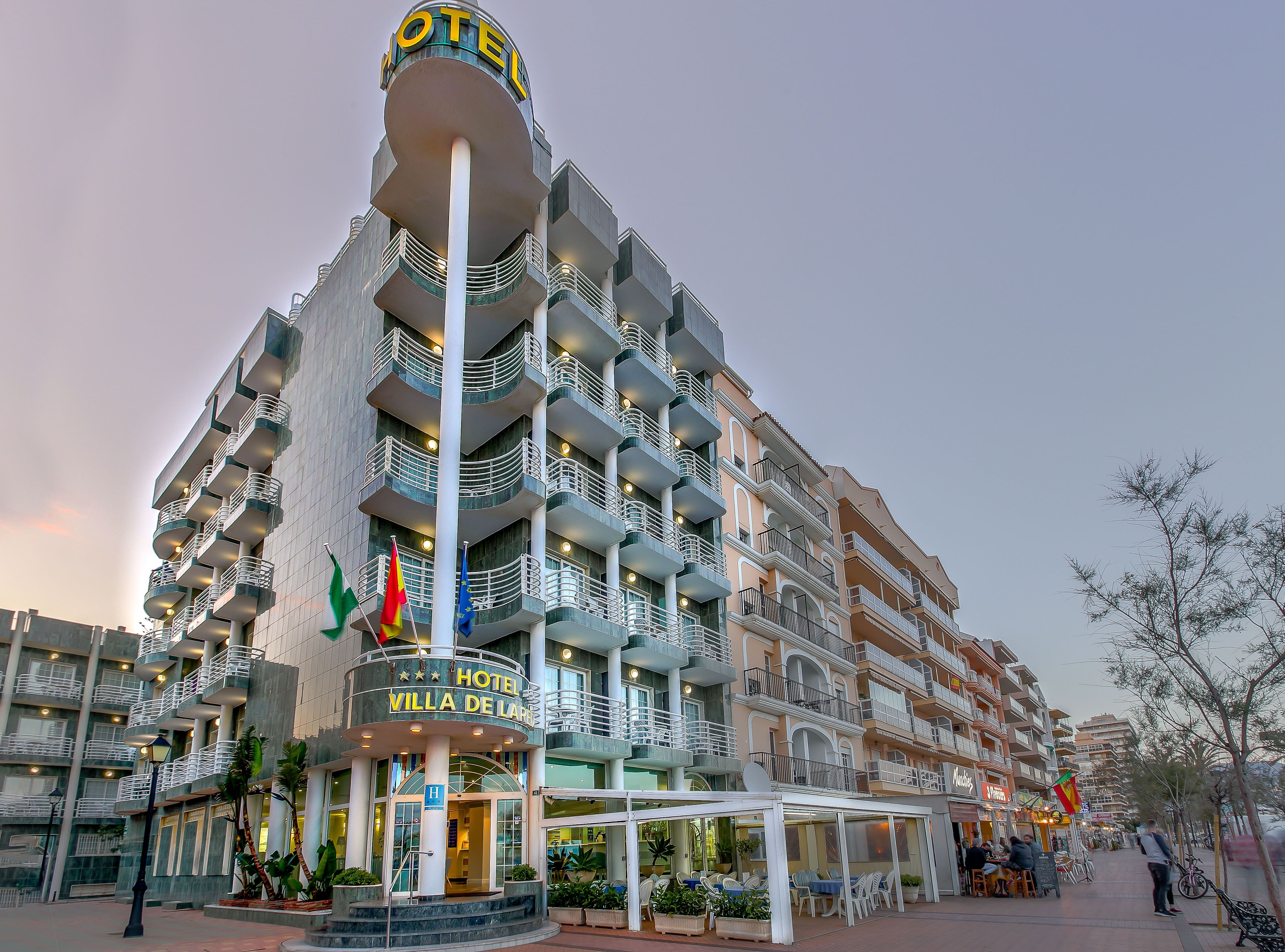 LiggingDit hotel ligt in het stadscentrum van Fuengirola en ligt vlak in de buurt van bars