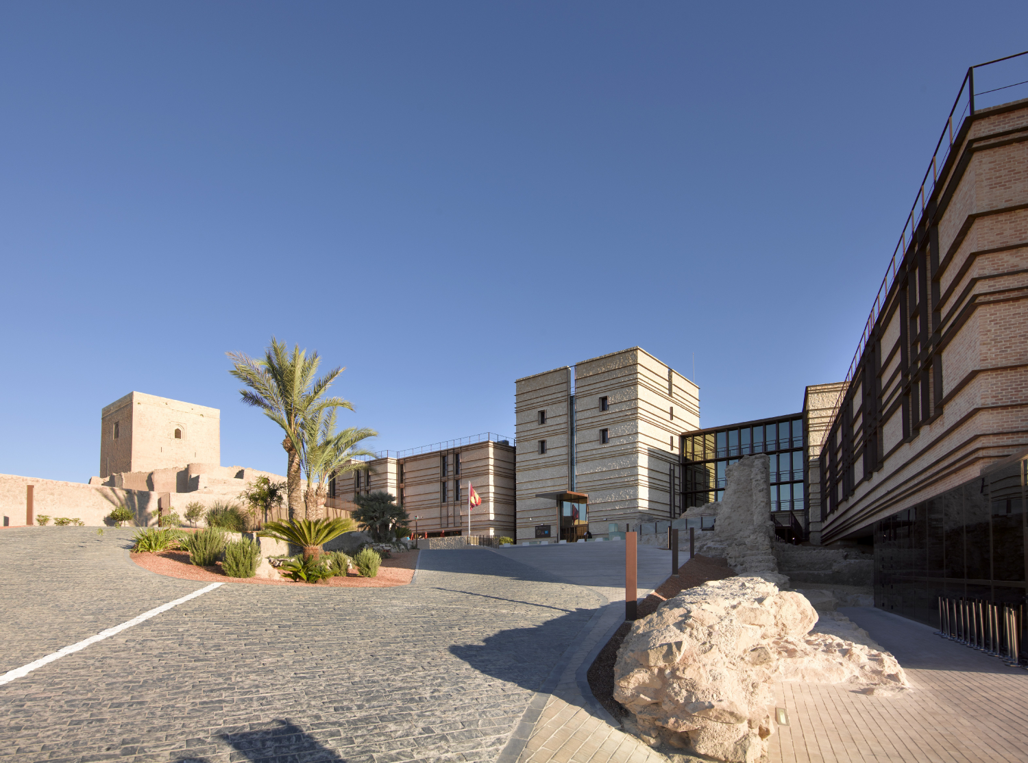 LiggingDit hotel ligt in Lorca