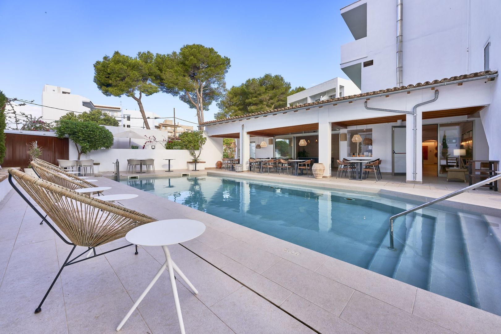 LiggingFlacalco Hotel & Apartments ligt in de badplaats Cala Ratjada op Mallorca