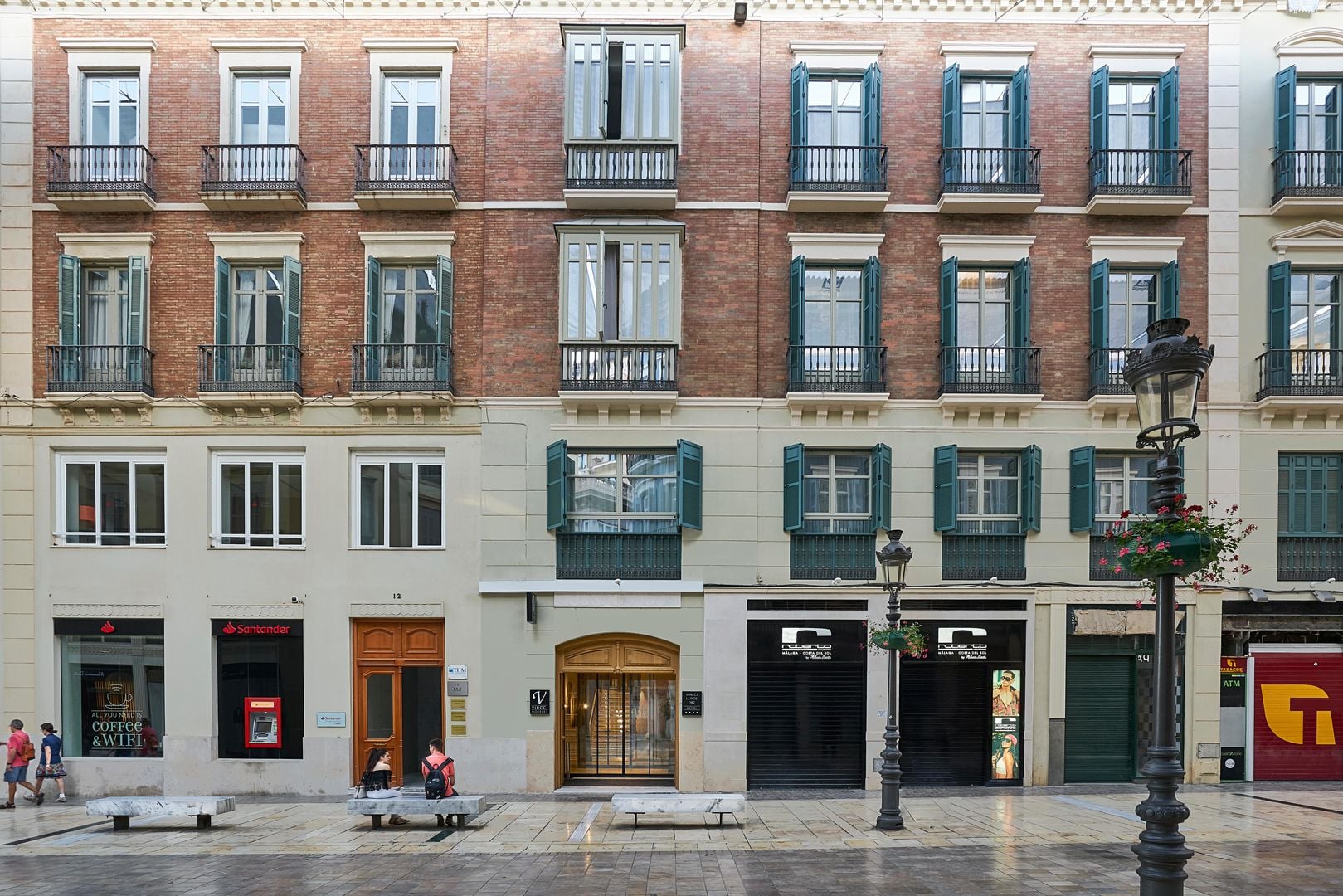 LiggingVincci Larios Diez ligt midden in Málaga aan de beroemde Calle Marqués de Larios