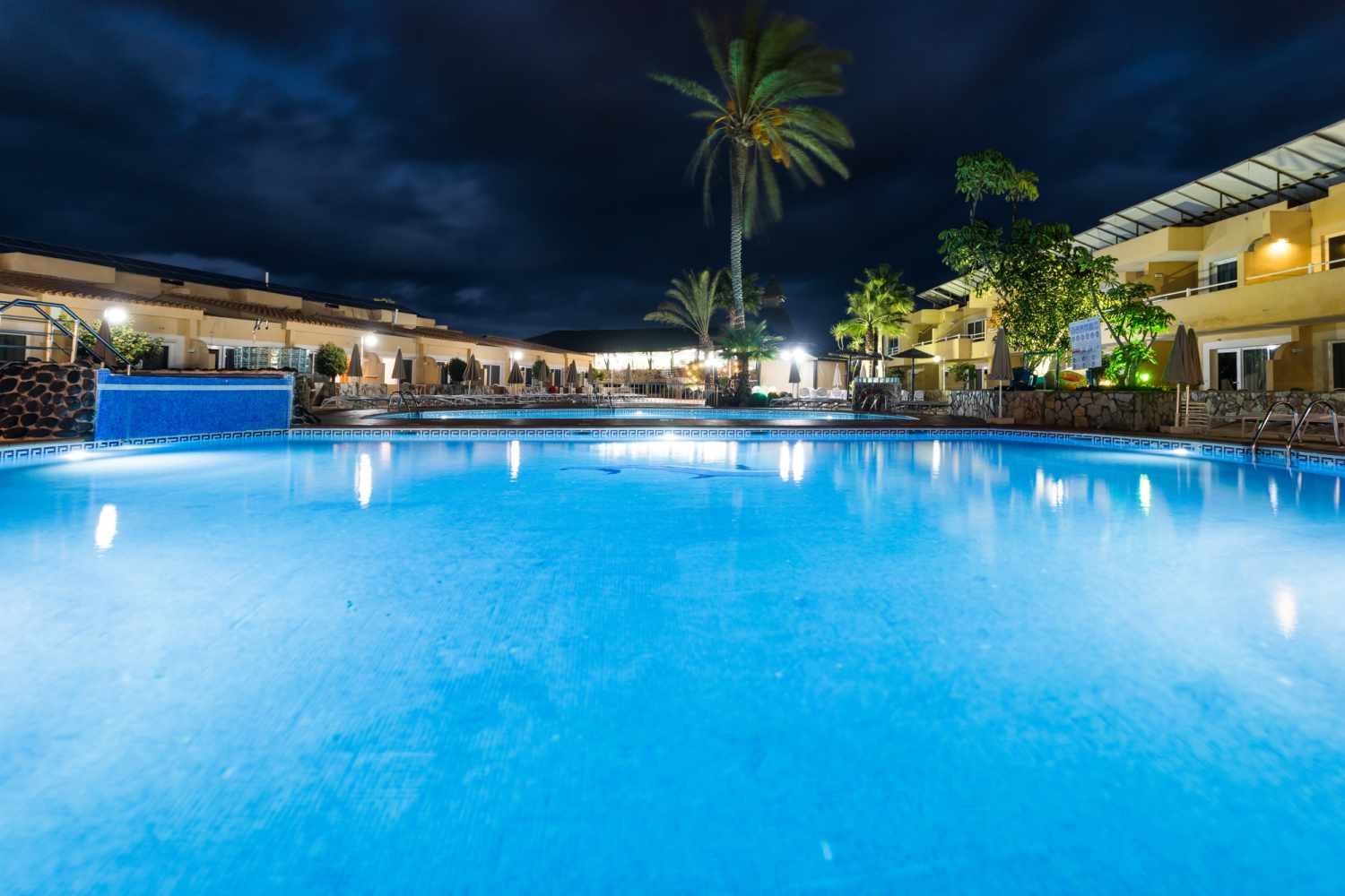 Adults Only LiggingHotel Arena Suite is een viersterrenhotel in Corralejo