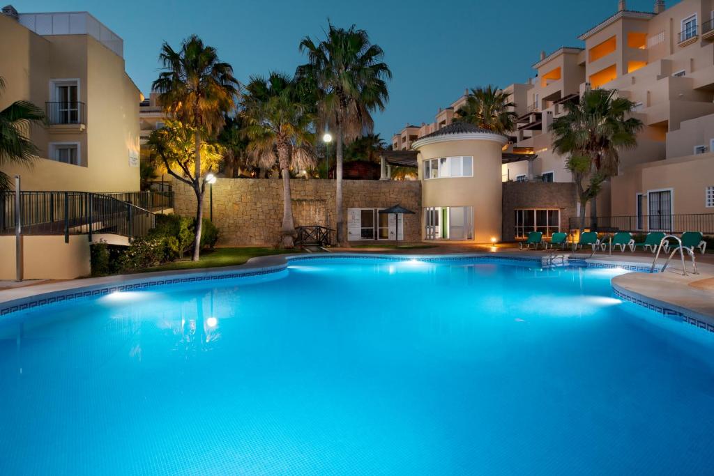 LiggingColina del Paraíso is een 4-sterren resort gelegen in de heuvels van Benahavís