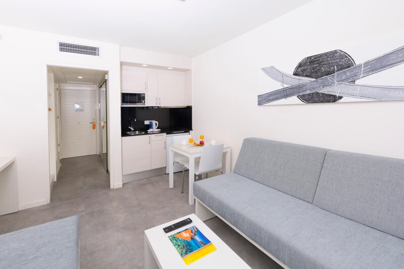 LiggingDit appartementencomplex ligt in het toeristische centrum van de plaats Alcudia