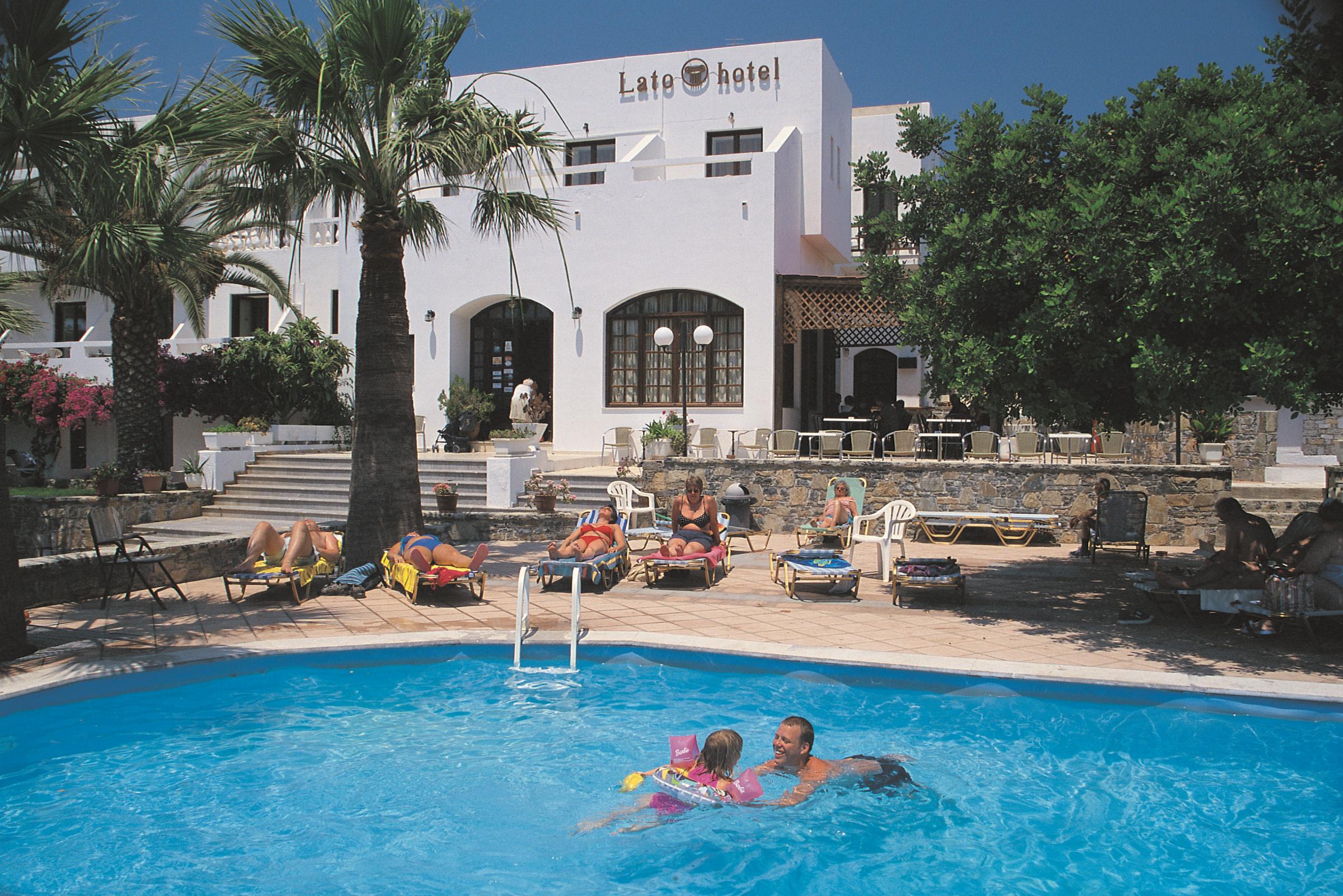 LiggingDit hotel ligt op ca. 5 minuten van het zandstrand