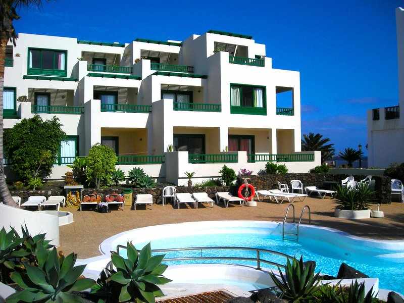 LiggingNeptuno Suites ligt in Costa Teguise