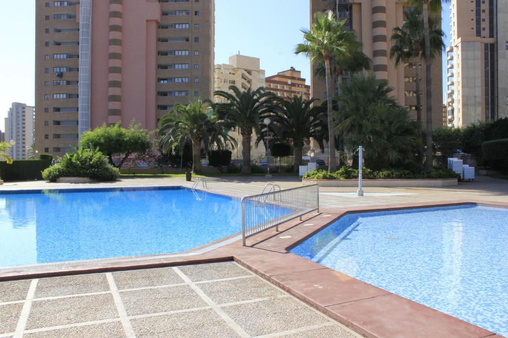 LiggingApartamentos Vistamar is een 3-sterrencomplex in het levendige centrum van Benidorm