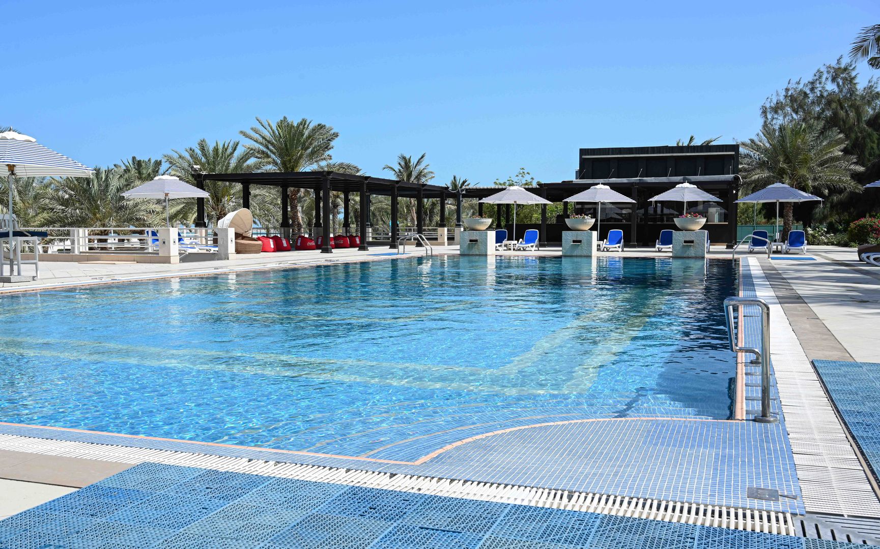 LiggingAl Hamra Residence bevindt zich in het schilderachtige Al Hamra Village in Ras Al Khaimah