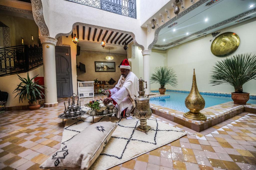 LiggingRiad Milouda bevindt zich in de medina van Marrakech