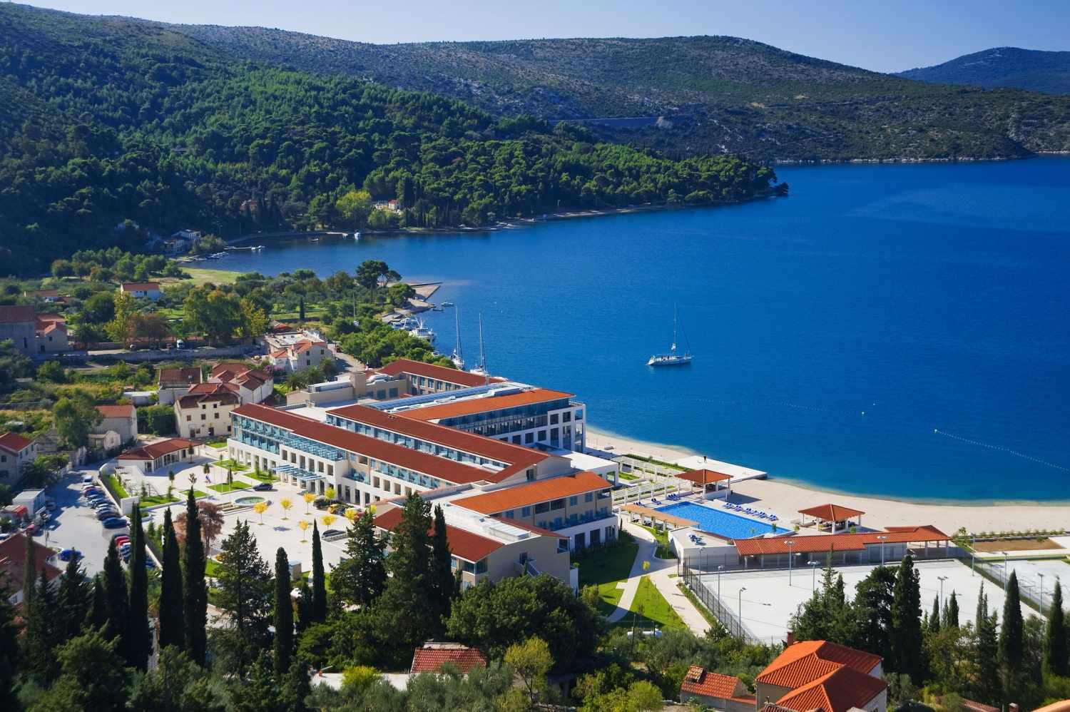 LiggingDit hotel is pittoresk gelegen in de regio Dubrovnik. Het ligt in de mooie