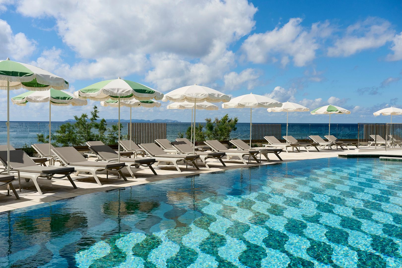 LiggingIberostar Selection Es Trenc ligt in het kustdorp Colònia de Sant Jordi op Mallorca