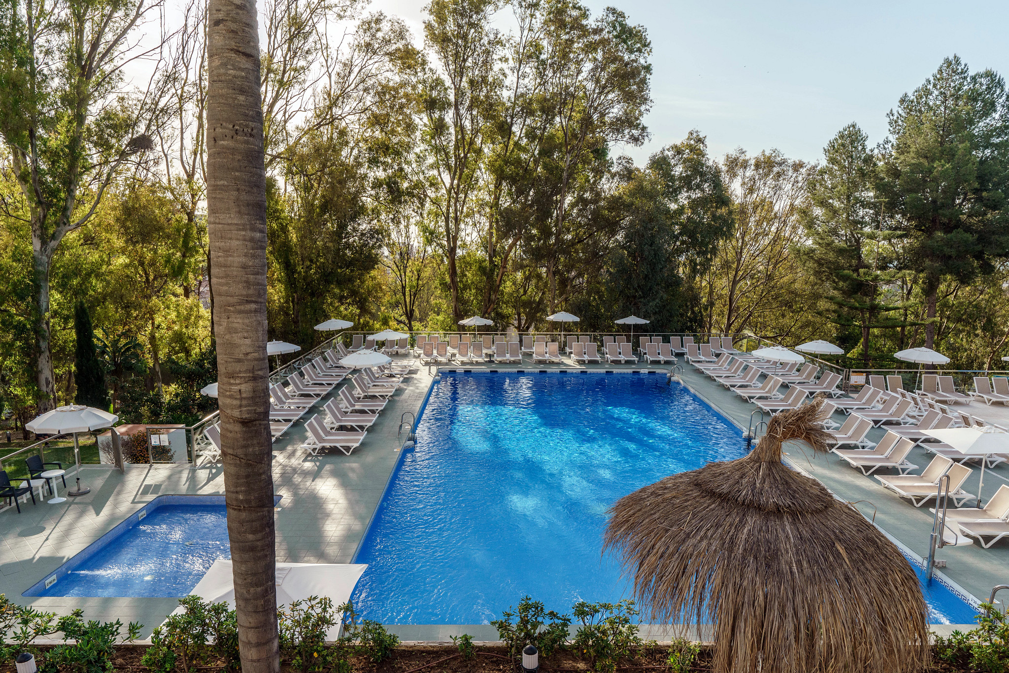 LiggingAluaSun Costa Park ligt in Torremolinos aan de Costa del Sol