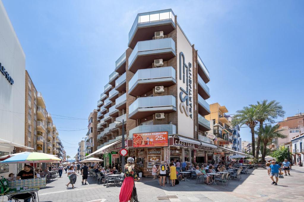 LiggingApartamentos 2Sleep bevinden zich in het hart van Benidorm