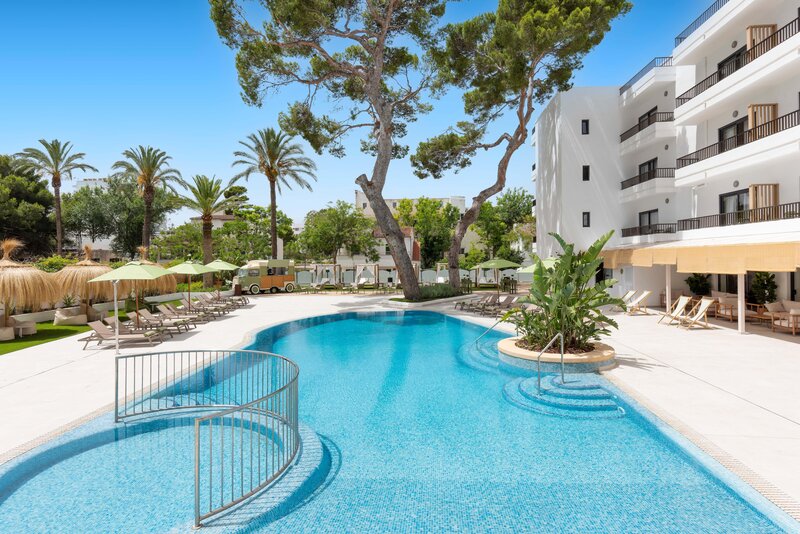Adults Only 16+LiggingCopaiba by Honne Hotels ligt in de badplaats Playa de Palma op Mallorca