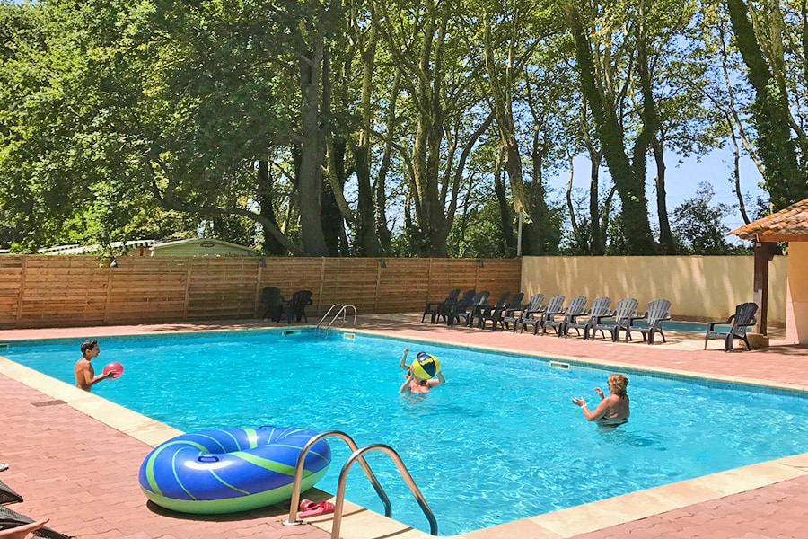 Camping Nostradamus | Reserveren bij Flickmyhouse