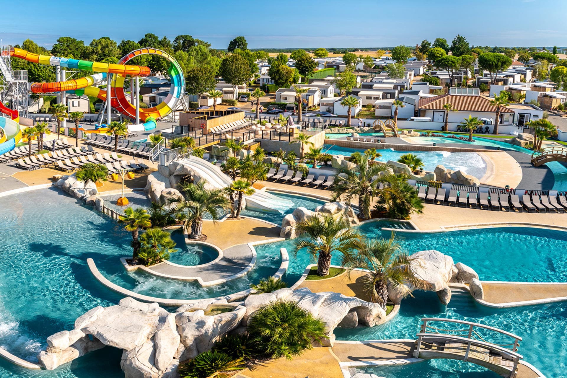 MS Vacances - Camping Club Les Brunelles | Reserveren bij Flickmyhouse