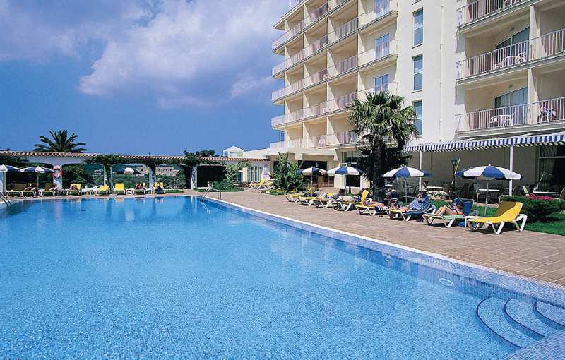 LiggingHet hotel ligt zeer rustig