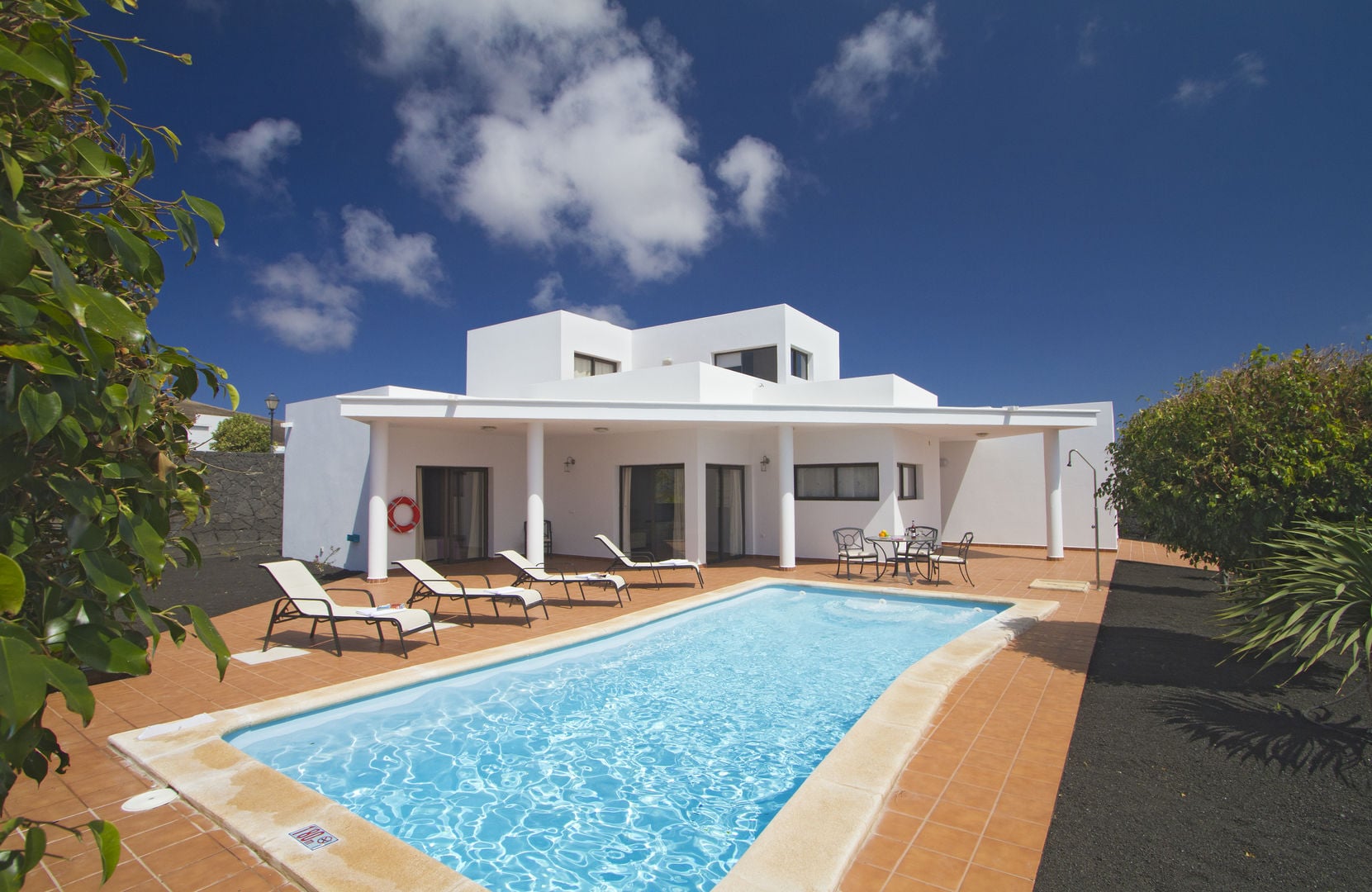 LiggingVillas Blancas Lanzarote ligt in een rustige villawijk in Playa Blanca