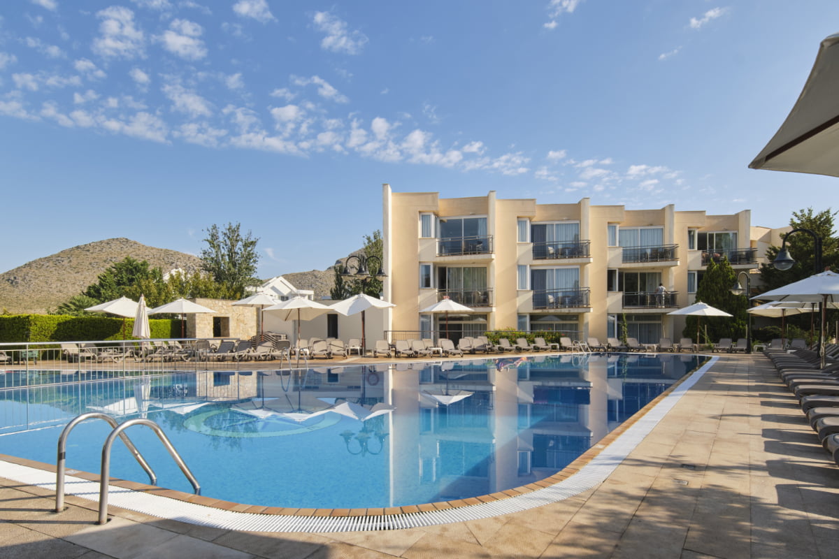 LiggingDuva Aparthotel & Spa ligt in de rustige omgeving van Port de Pollença