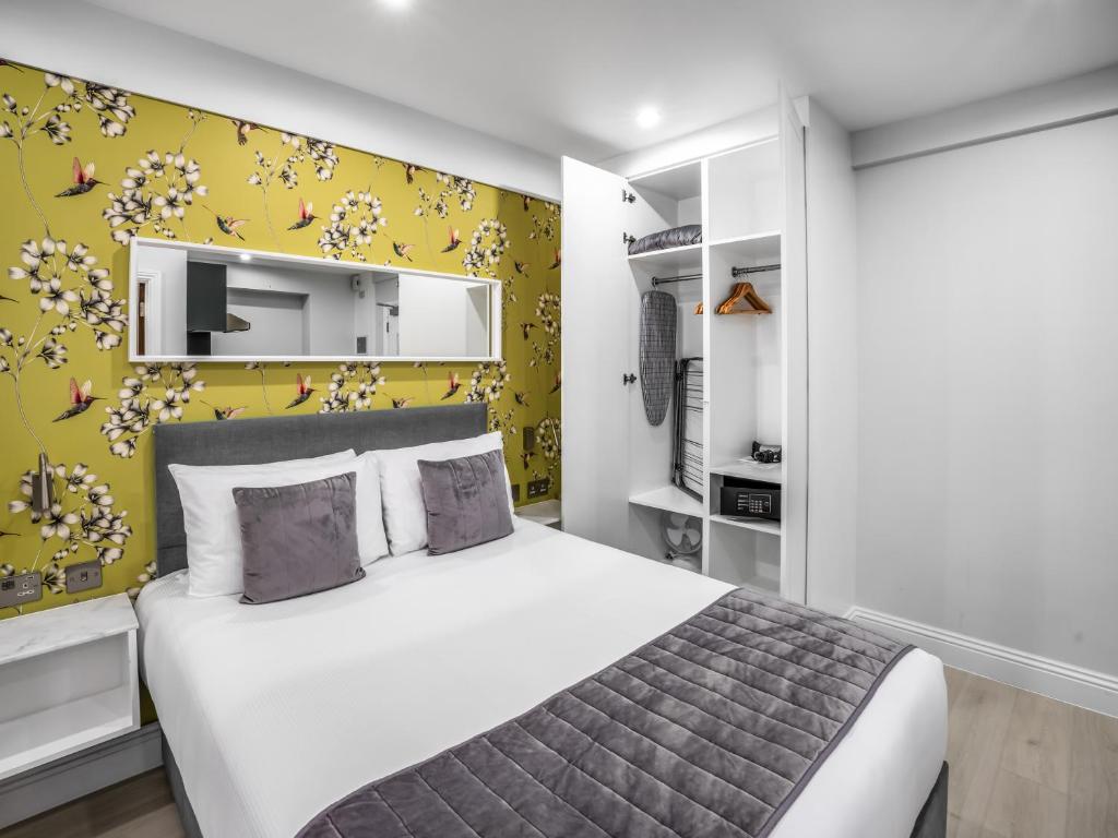 LiggingChelsea Cloisters ligt in de chique wijk Chelsea in Londen